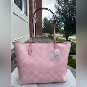 ‼️last 2‼️NWT！COACH LARGE CITY TOTE IN SIGNATURE（CAL49）Powder Pink FAST SHIPPING